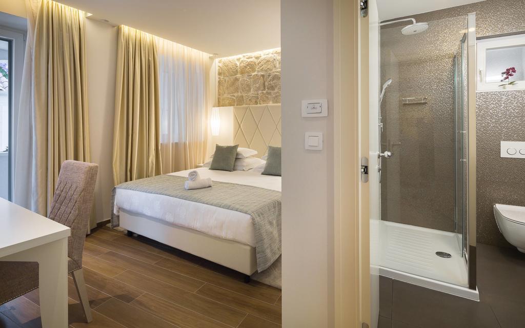 Bed and breakfast Balatura The Fine Split