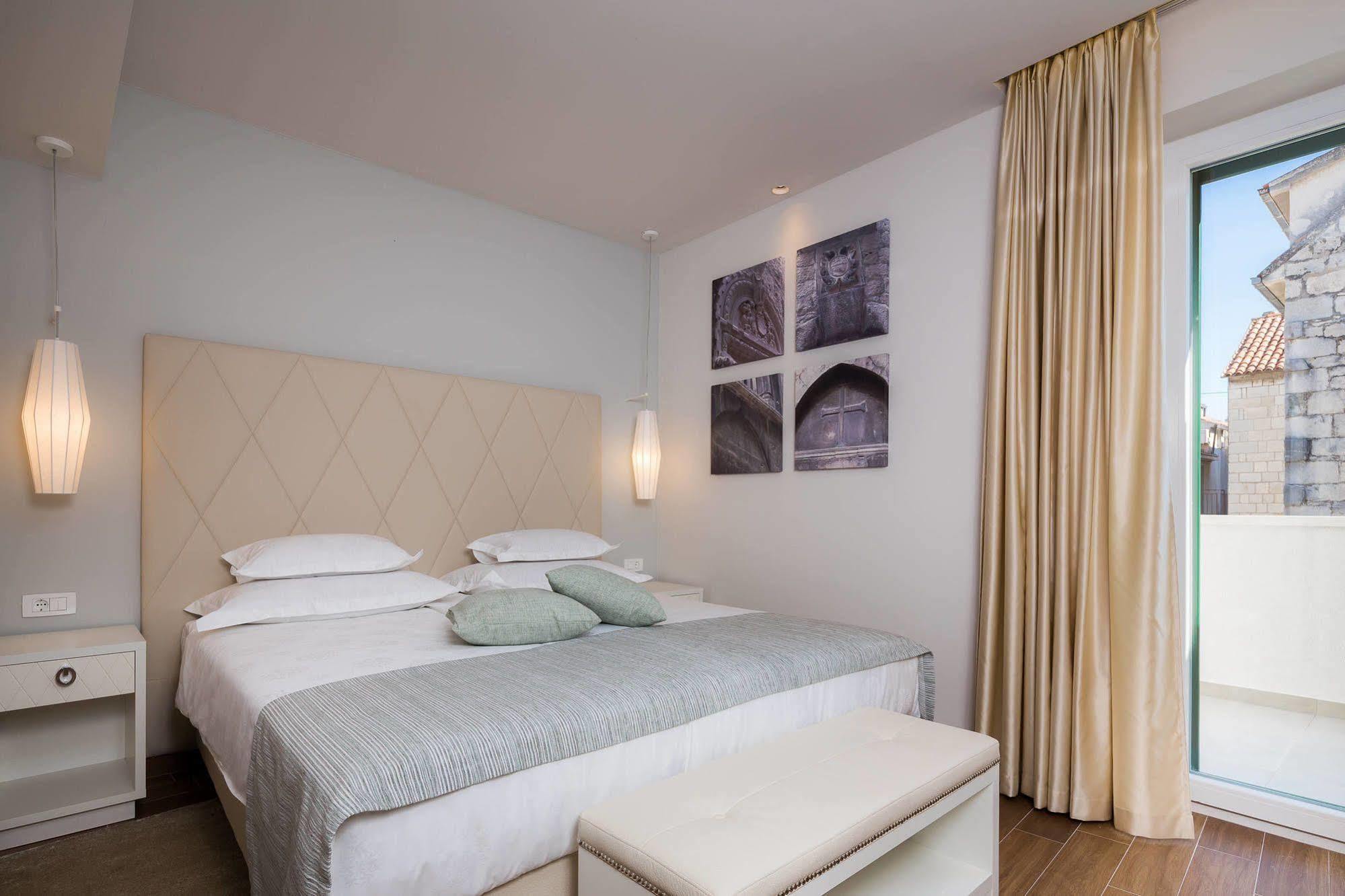 Bed and breakfast Balatura The Fine Split